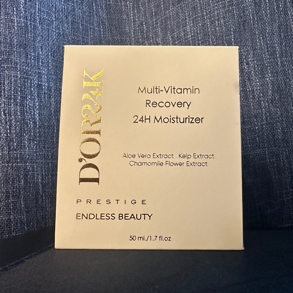 D’OR24k Multi-Vitamin Recovery 24H Moisturizer